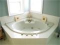 How to Clean a Whirlpool Bath